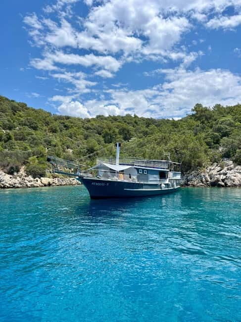 Fethiye Blue Voyage: Hidden Azure Bays w/ Snorkeling & Lunch - Turunç Pınar: The Refreshing Spring