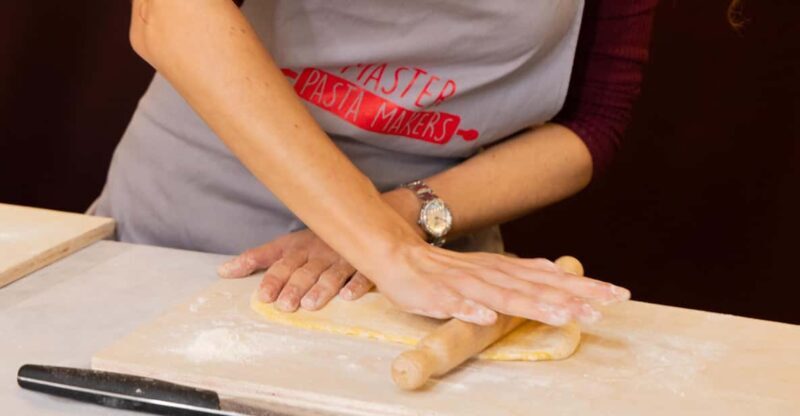 Fettuccine & Tiramisu Masterclass: Pasta & Dessert - Engaging Overview of the Experience