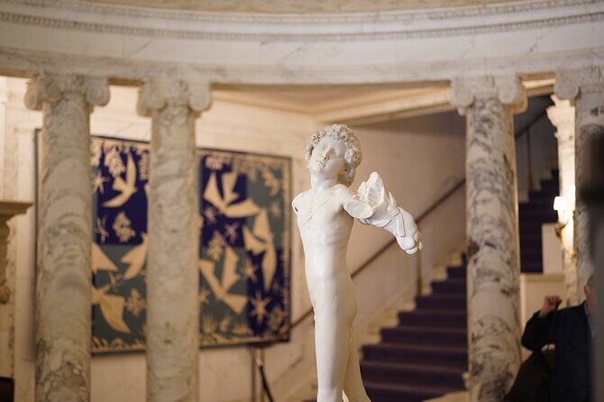 Fifth Avenue Gilded Age Mansions Private Guided Walking Tour - Who Should Consider This Tour?