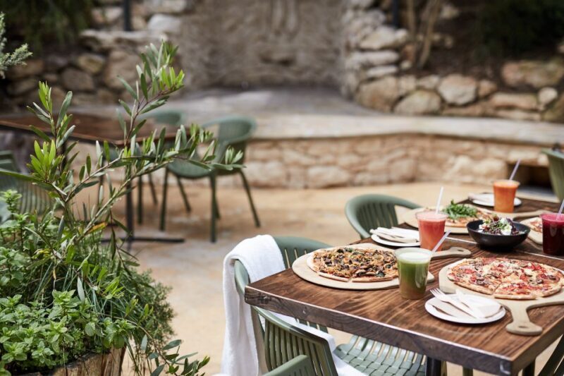 Fingal: Peninsula Hot Springs Entry with Lunch Credit - Who Is This Experience Best For?