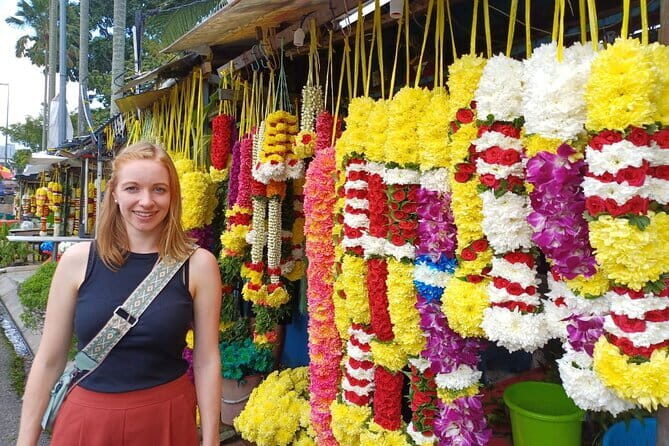 First Day : Arrival Transfer with Malaysia Countryside and Batu Caves Tour - Who Should Consider This Tour?