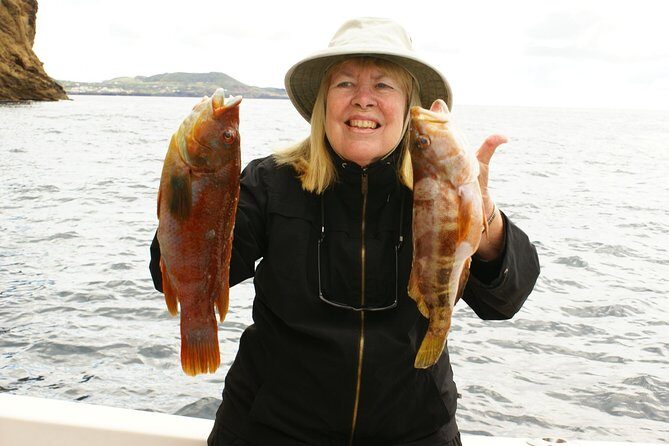 Fish In the Azores - Fish In the Azores: A Genuine Sea Adventure with Fresh Catch and Stunning Views