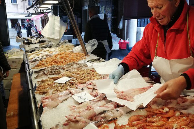 Fish Shopping in Rialto and Home Cooking in Murano - Crossing the Canal: Gondola Ferry and Hidden Streets