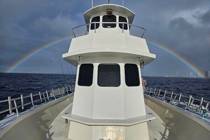 Fishing in Waikiki - A Closer Look at the Waikiki Fishing Tour