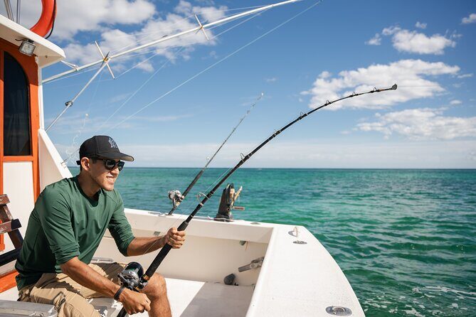 Fishing Tour & Beach Club In Riviera Maya - Key Points