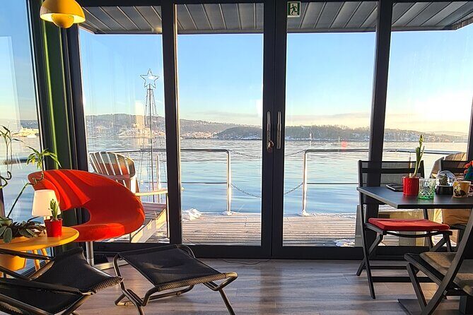Fjord Houseboat Cruise in Oslo. 100 % electric. BYO - Exploring Oslo’s Fjord on a Quiet, Electric Houseboat