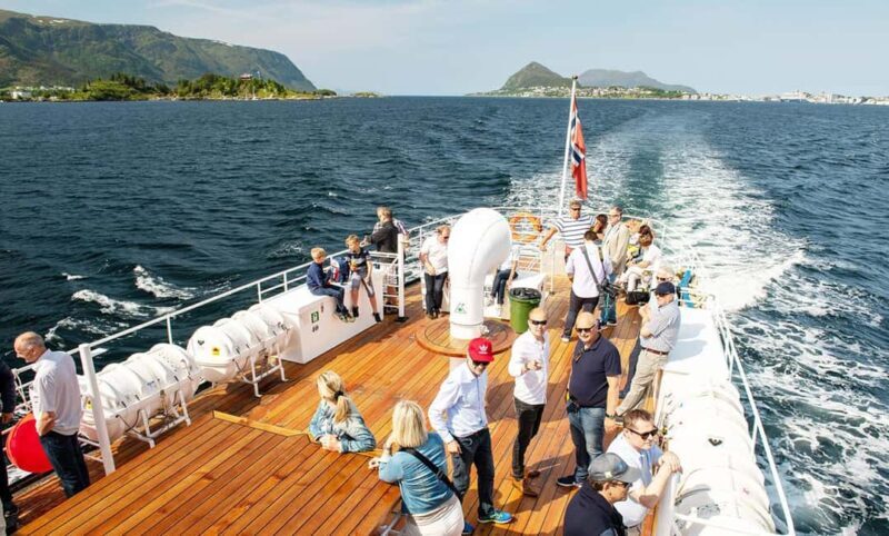 Fjord Tour Round Trip from Ålesund - A Closer Look at the Fjord Tour Experience