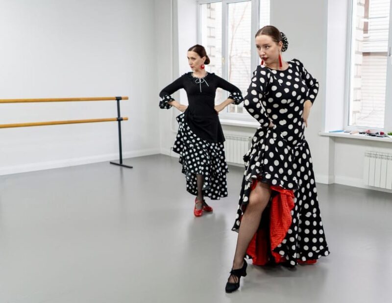 Flamenco Dance Lesson: 60-Minute Class in Seville - Flamenco Dance Lesson: 60-Minute Class in Seville