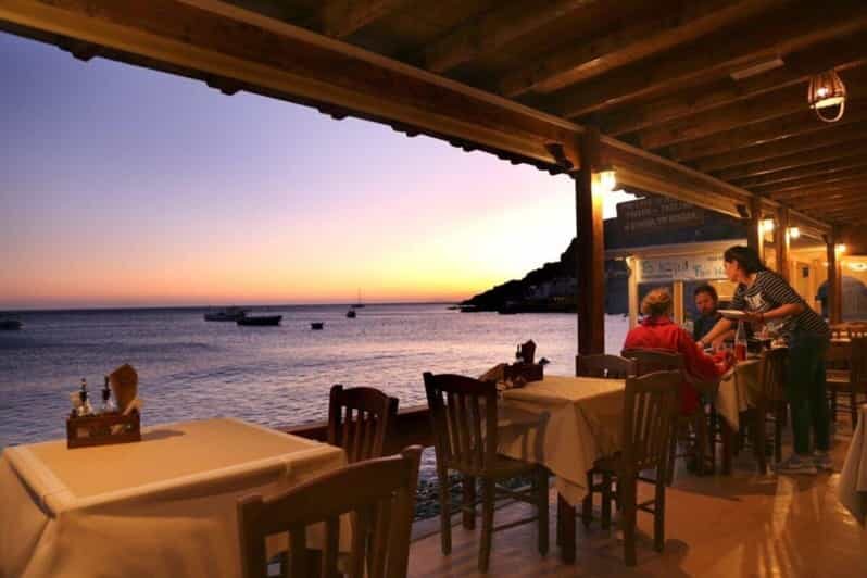 Flavors of Santorini - An In-Depth Look at the "Flavors of Santorini" Tour