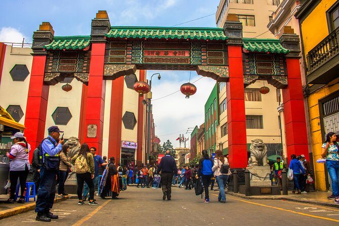 Flavors & Tradition: Walking City Tour with Food Tasting - FAQs