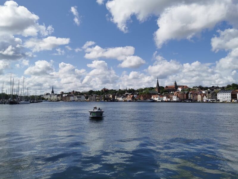 Flensburg: E-Boat rent - Comfortable, Eco-Friendly, and Easy to Handle