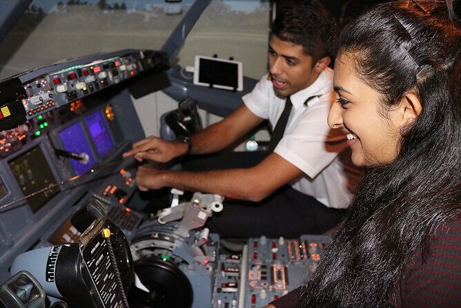 Flight Experience Singapore - Who Would Love This?