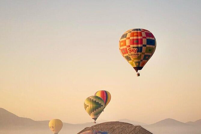 Flight in Balloon Sunrise in the Air - Key Points