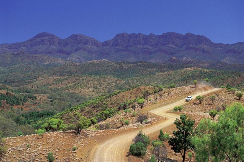Flinders Ranges & Outback: 3-Day 4WD Tour from Adelaide - Exploring Australias Outback in Comfort and Style