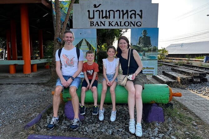 Floating and Railway Markets with Kwan Damnoen Restuarant - The Sum Up