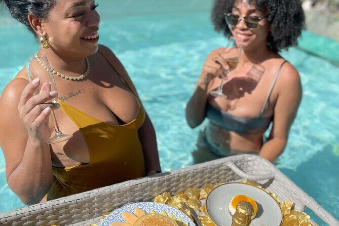 Floating Brunch in Punta Cana with Private Chef and Infinity Pool - Who Will Enjoy This?