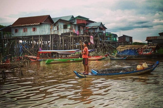 Floating Kompong Pluk Car+Tour Guide + Boat ticket ( Shear Tour ) - A Close Look at the Floating Kompong Phluk Tour