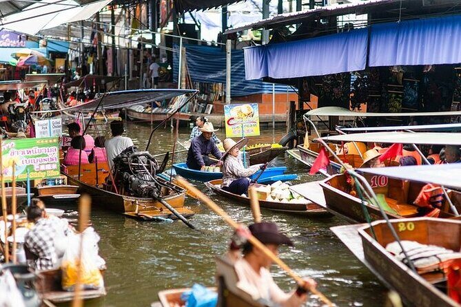 Floating Market & Railway Market near Bangkok - Exploring the Bangkok Floating Market & Railway Market