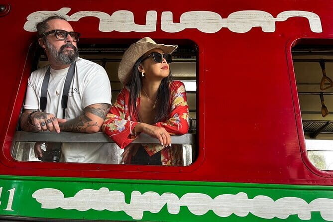 Floating & Railway Markets Private Tour - A Complete Look at the Floating & Railway Markets Private Tour in Bangkok