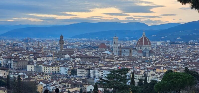 Florence Bike Tour & Sunset & Piazzale Michelangelo - Exploring Florence on Two Wheels at Dusk