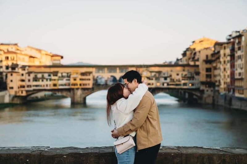 Florence: Classics Photoshoot with Ponte Vecchio Bridge - Exploring the Florence Classics Photoshoot Experience