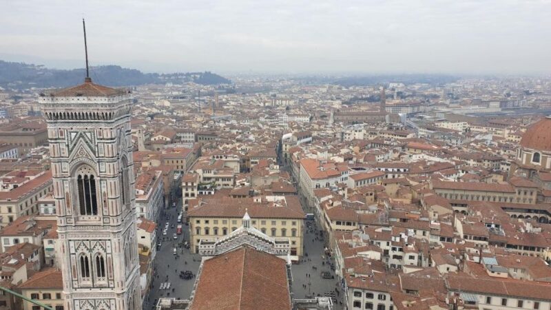 Florence: Michelangelos David & A Sip Through a Wine Window - The Charm of Wine Windows