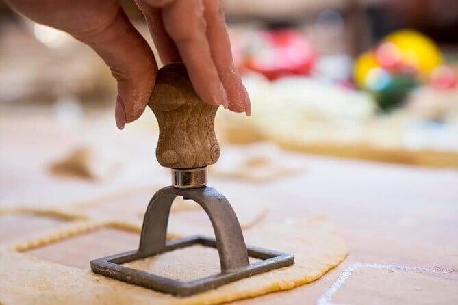 Florence Pasta Cooking Class with Tiramisu and Unlimited Wine - An In-Depth Look at the Florence Pasta Cooking Class