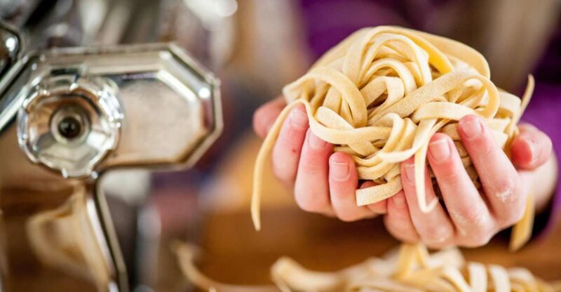 Florence: Pasta Cooking Class with Unlimited Wine - A Closer Look at the Experience