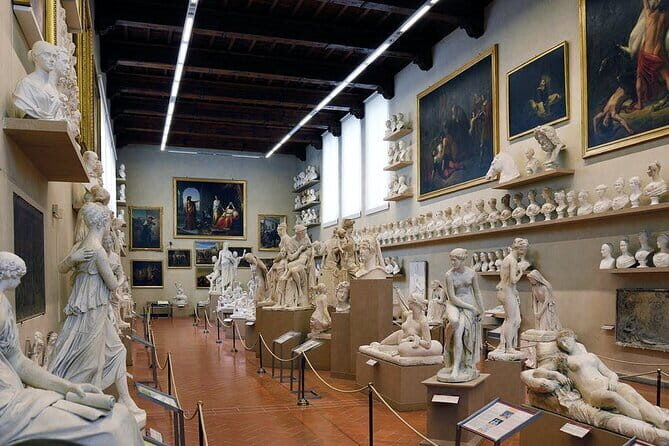 Florence Tour: Michelangelo's David and Historic Center - A Closer Look at the Florence Tour Experience