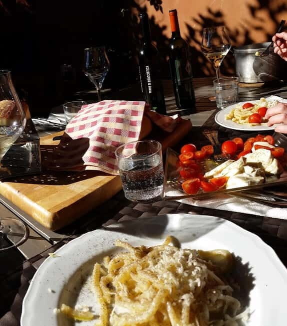 Florence: Wine Tasting at a Vineyard With a Local Winemaker - Tasting Time