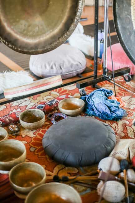 Flow & Frequency in Fornalutx: Yoga / Pilates or Sound Bath - FAQ