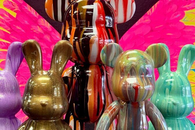 Fluid Piggybank Characters Class - Discover the Fluid Piggybank Characters Class in Fort Lauderdale