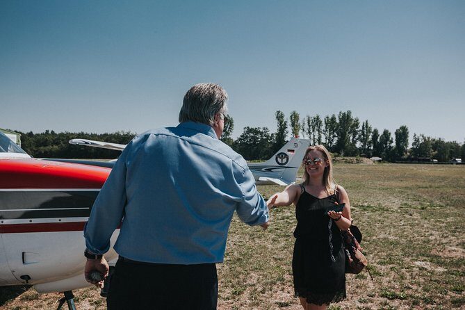 Fly above Lyon in a private plane - Who would enjoy this experience?