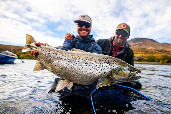 Fly Fishing Guided Activity in Bariloche - Discover the Art of Fly Fishing in Stunning Patagonia: A Guided Day Near Bariloche