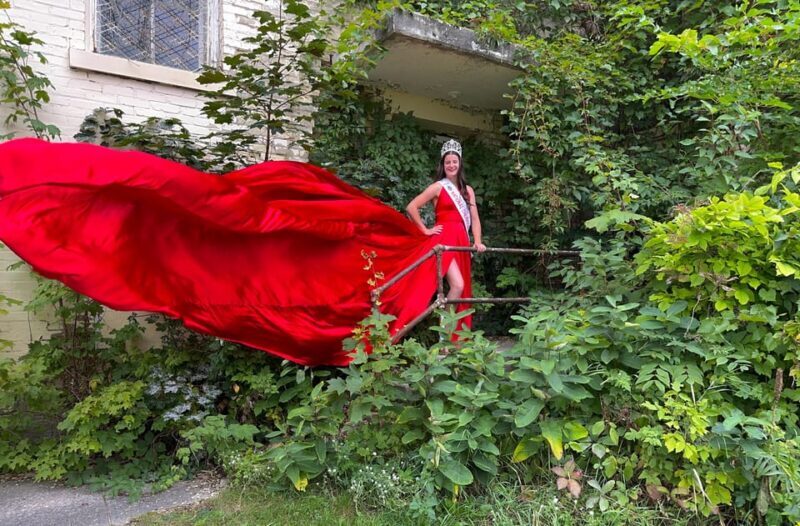 Flying Dress Photo Shoot Traverse City & Surrounding Areas - The Sum Up