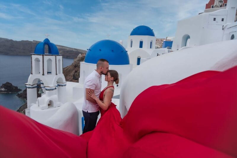 Flying Dress Photography in Oia, Santorini - Authentic Perspectives from Travelers