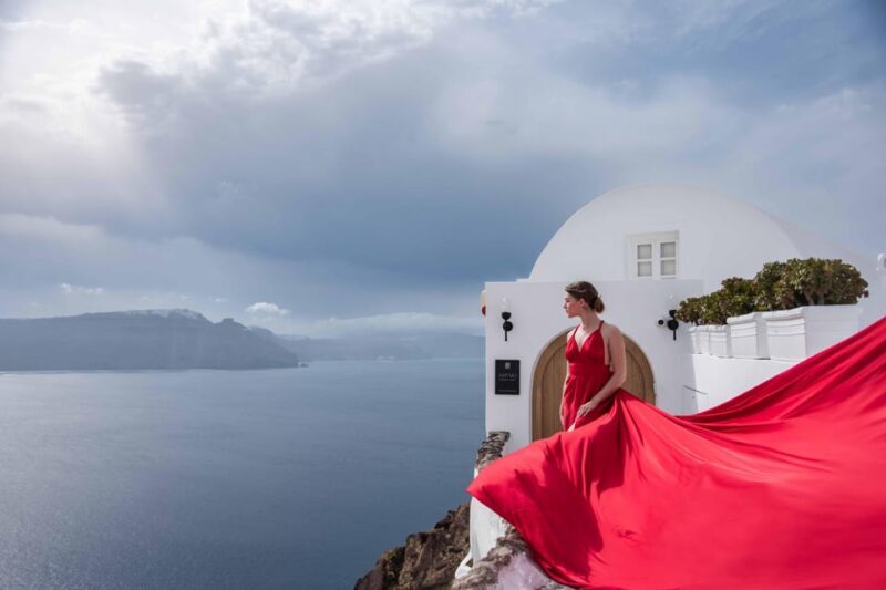 Flying Dress Photography in Oia, Santorini - Practical Details and Tips