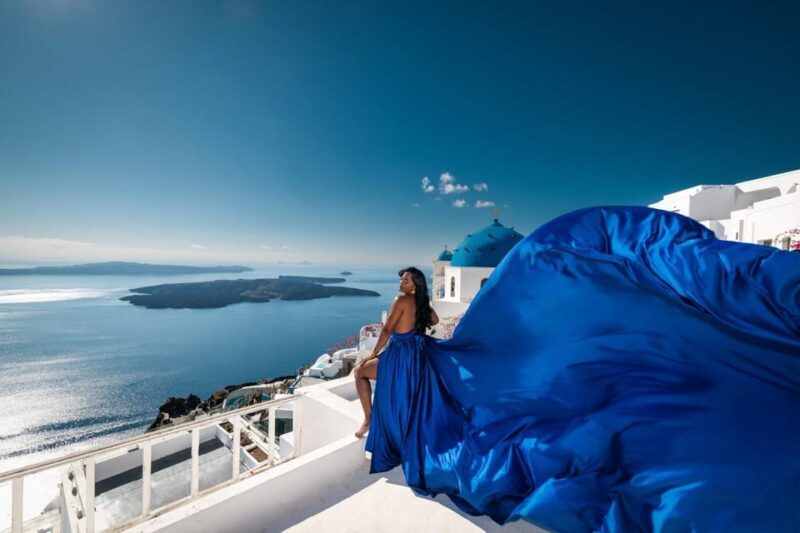 Flying dress Photoshoot in Santorini with Hotel Pickup - Practical Tips for Making the Most of Your Photoshoot