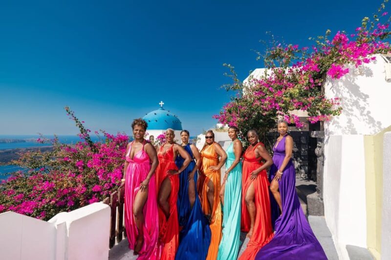 Flying dress Photoshoot in Santorini with Hotel Pickup - FAQs