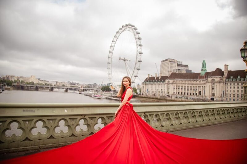 Flying dress professional photoshoot with pro photographer - Flying Dress Professional Photoshoot with a Pro Photographer: A Stylish Way to See London