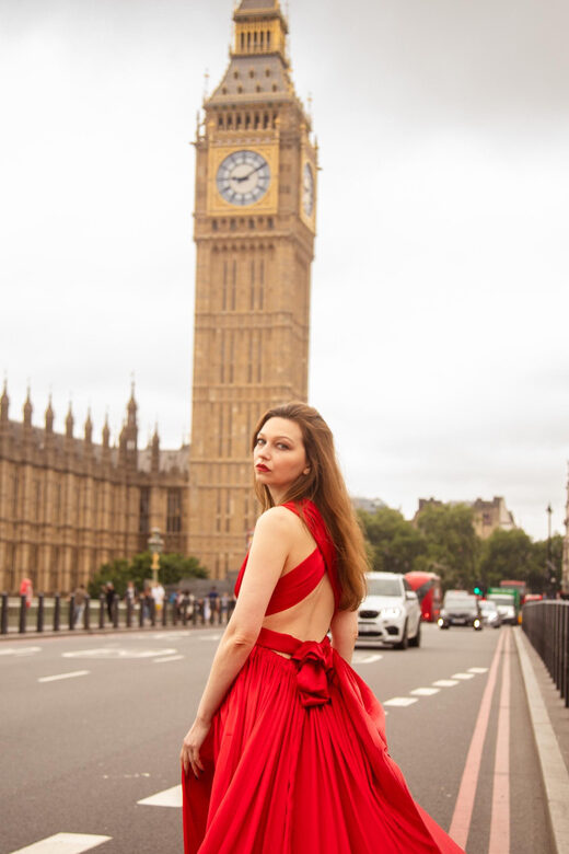 Flying dress professional photoshoot with pro photographer - The Sum Up