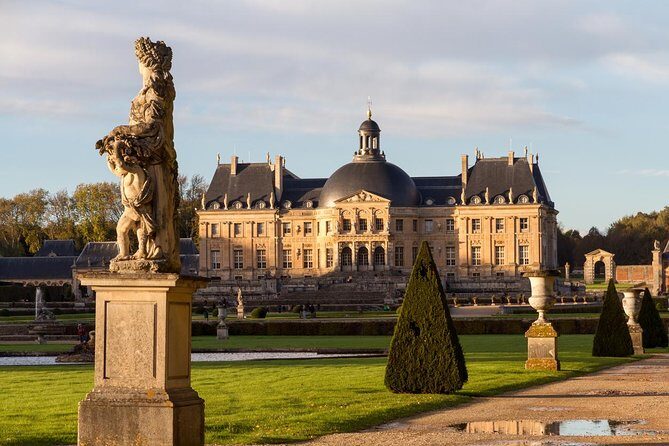 Fontainebleau and Vaux-Le-Vicomte Castle Small-Group Day Trip From Paris - FAQ