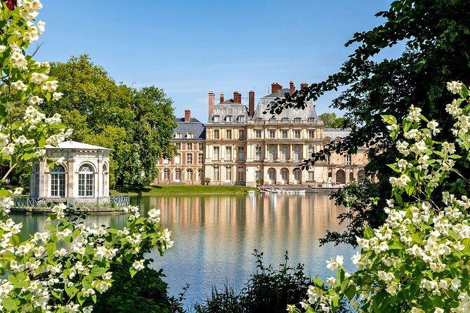 Fontainebleau Castle & Barbizon Half-Day Trip from Paris - A Practical Look at the Fontainebleau & Barbizon Half-Day Tour
