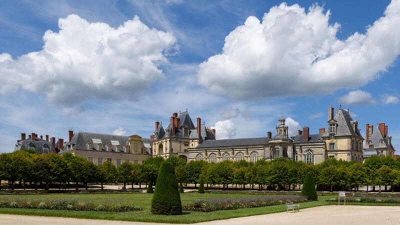 Fontainebleau: Palace Private Guided Tour with Ticket - Exploring Fontainebleau: A Journey Through French Royalty
