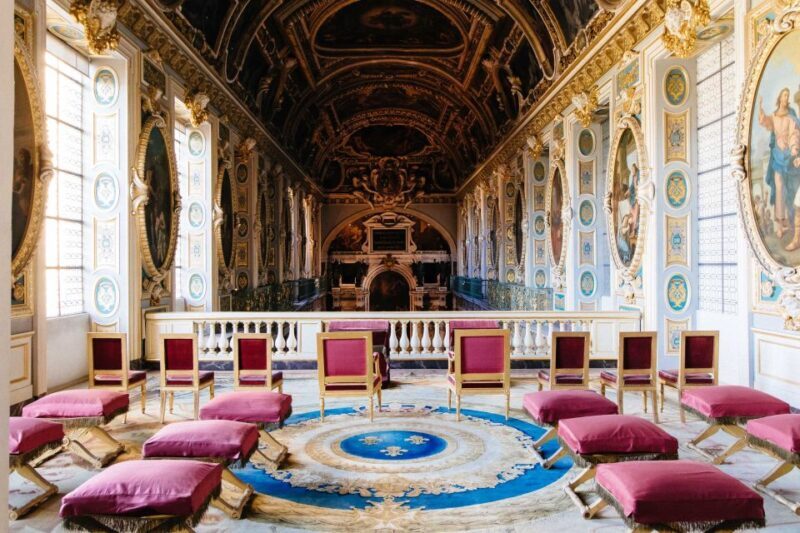 Fontainebleau: Palace Private Guided Tour with Ticket - Authentic Experiences and Authenticity