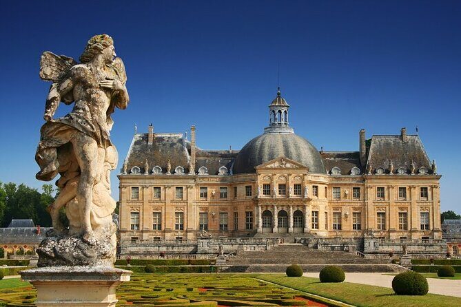 Fontainebleau & Vaux le Vicomte Private Day Tour from Paris - Key Points
