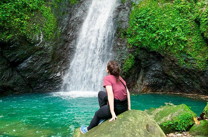 Fontainebleau Waterfalls Hiking Adventure From Concord Waterfalls - Key Points