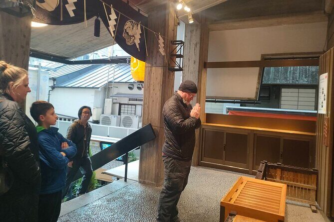 Food and Hidden Gems Tour in Shimbashi with a Private Local Guide - Practical Details: What to Expect