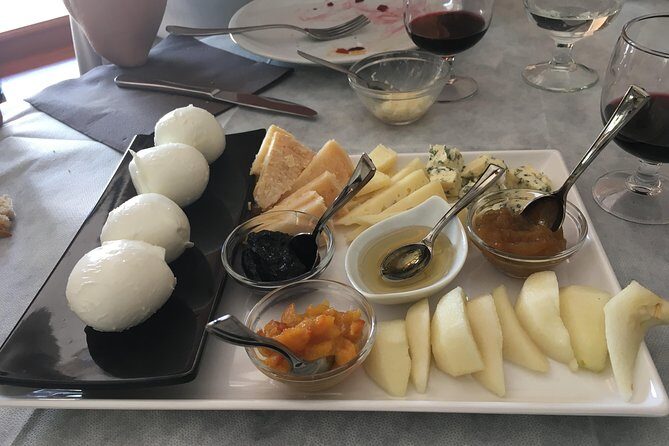 Food and wine tour of Pescara Vecchia on foot - The Sum Up