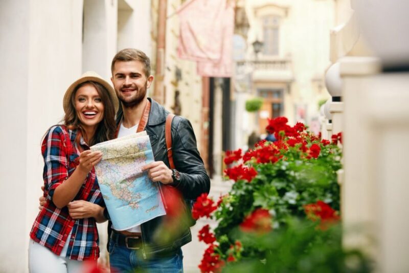 Food, Restaurants, Pubs in London Self-Guided Tour Booklet - A Closer Look at the Experience